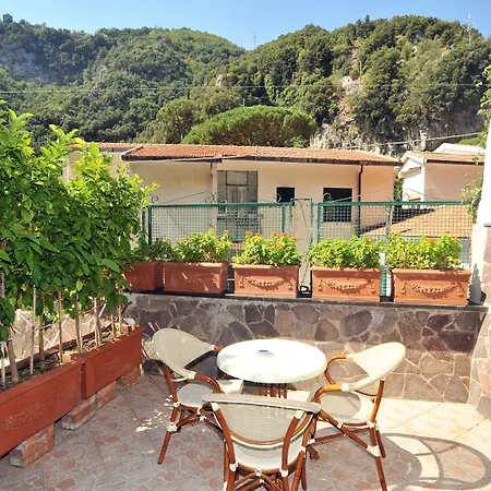 Adriana Gæstehus Amalfi
