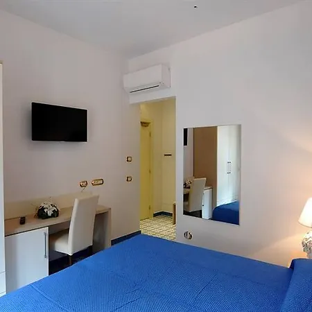 Casa de hóspedes Adriana 2*